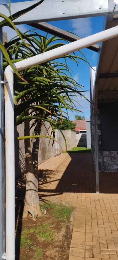 4 Bedroom Property for Sale in Noorsekloof Eastern Cape